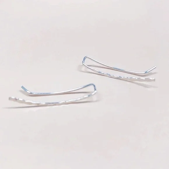 “Devotion” Minimalist Hammered Metal Climber/Crawler Dainty Gold/Silver Earrings - Picture 6 of 7